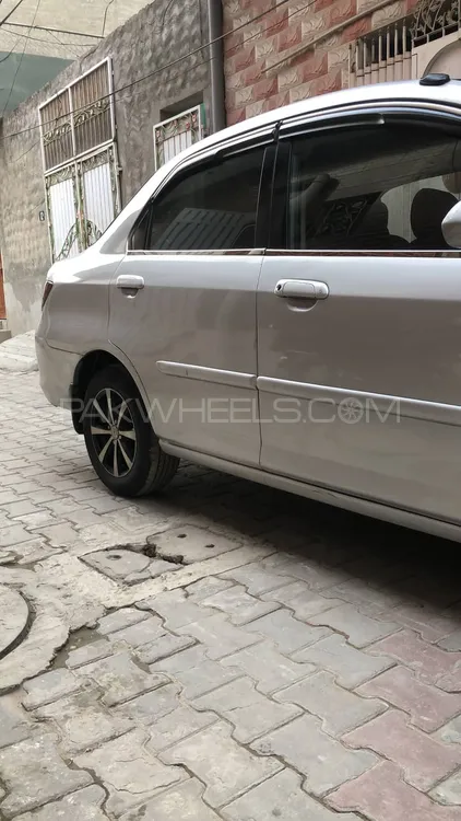 Honda City 2004 for Sale in Lahore Image-1