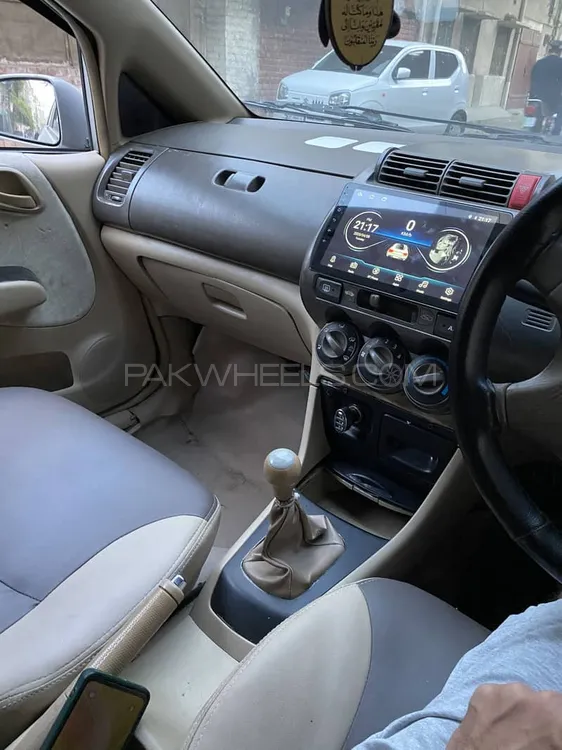 Honda City 2005 for Sale in Lahore Image-1