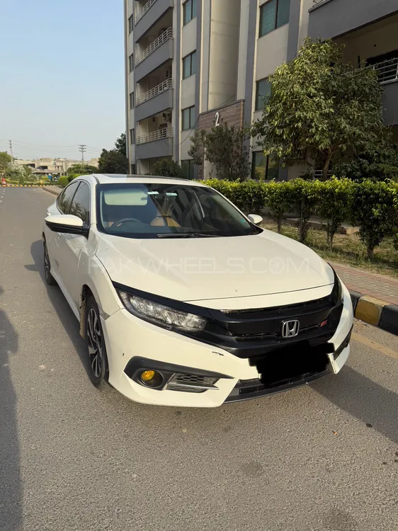 Honda Civic 2018 for Sale in Lahore Image-1