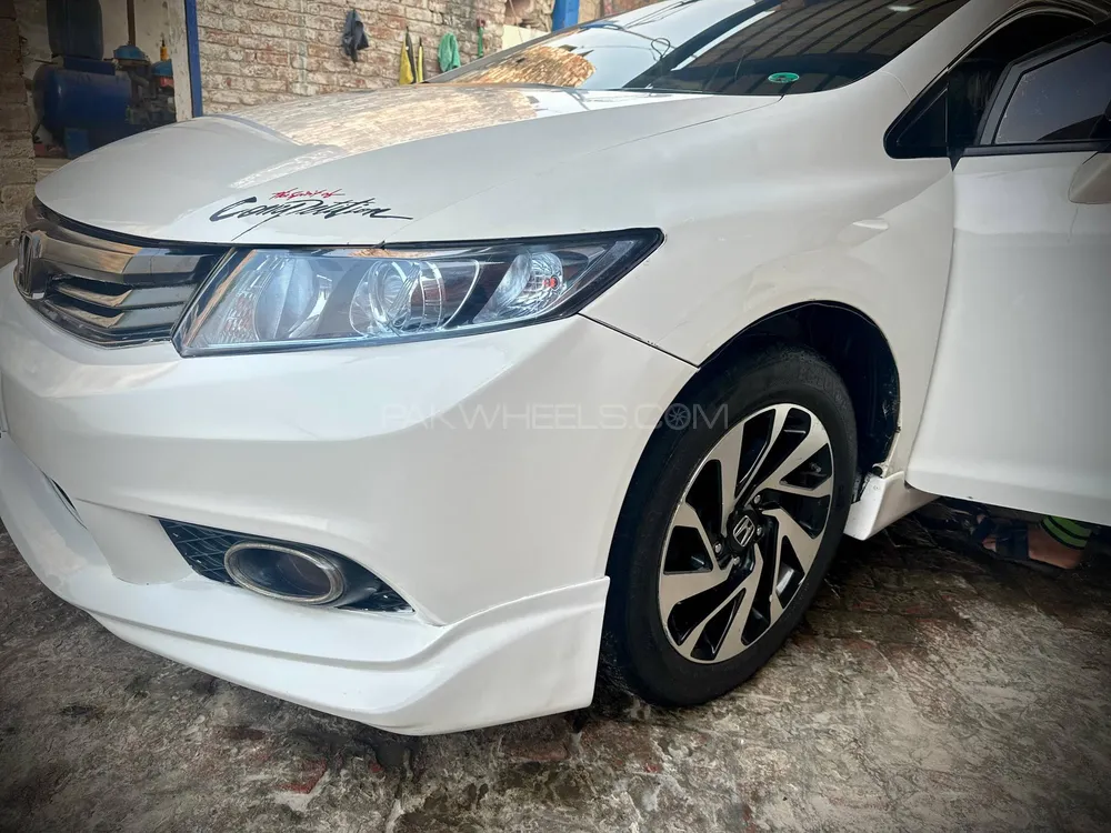 Honda Civic 2013 for Sale in Chichawatni Image-1