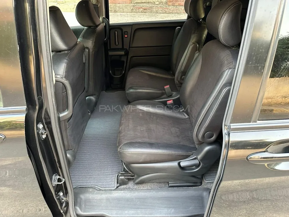 Honda Freed 2015 for Sale in Faisalabad Honda Freed 2015 for Sale in Faisalabad Image-14