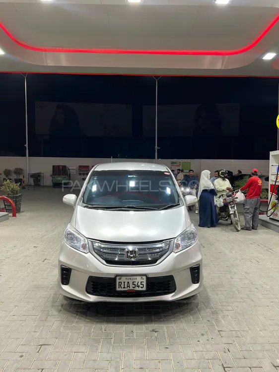 Honda Freed 2012 for Sale in Rawalpindi Image-1