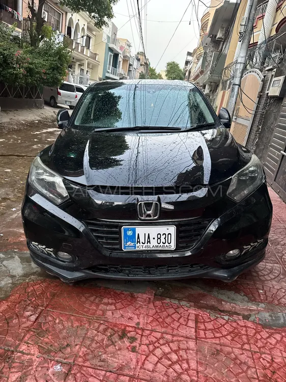 Honda Vezel 2014 for Sale in Rawalpindi Image-1