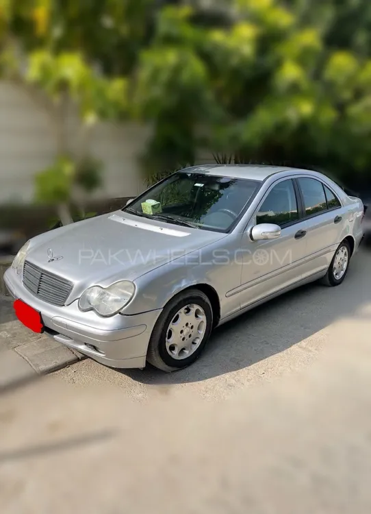 Mercedes Benz C Class 2003 for Sale in Karachi Image-1