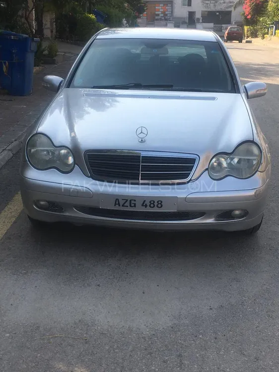 Mercedes Benz C Class 2003 for Sale in Islamabad Image-1