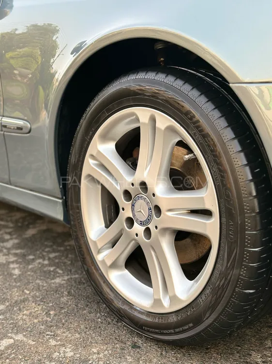 Mercedes Benz E Class 2007 for Sale in Lahore Mercedes Benz E Class 2007 for Sale in Lahore Image-14