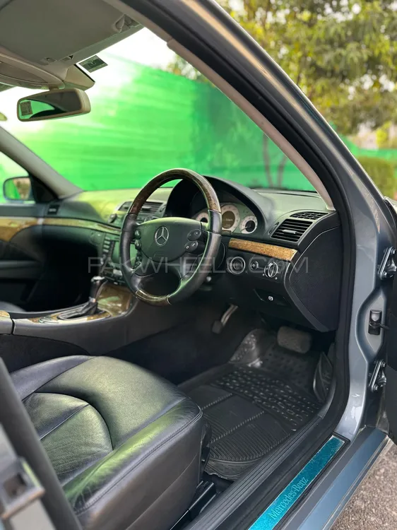 Mercedes Benz E Class 2007 for Sale in Lahore Mercedes Benz E Class 2007 for Sale in Lahore Image-10