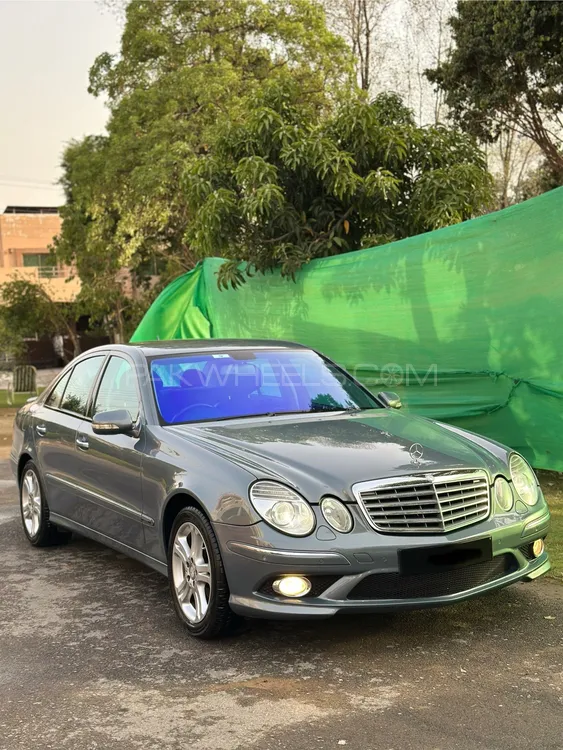 Mercedes Benz E Class 2007 for Sale in Lahore Image-1