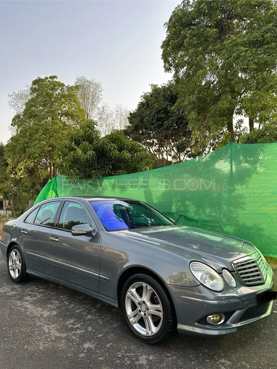 Mercedes Benz E Class 2007 for Sale in Lahore Mercedes Benz E Class 2007 for Sale in Lahore Image-4