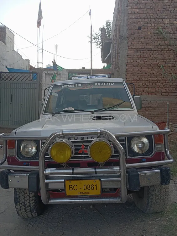 Mitsubishi Pajero 1990 for Sale in Islamabad Image-1