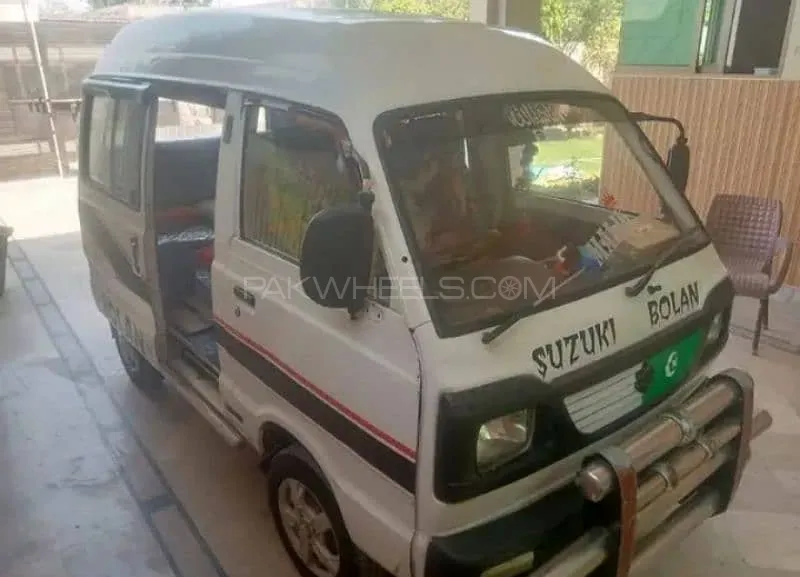Suzuki Bolan 2017 for Sale in Lahore Image-1
