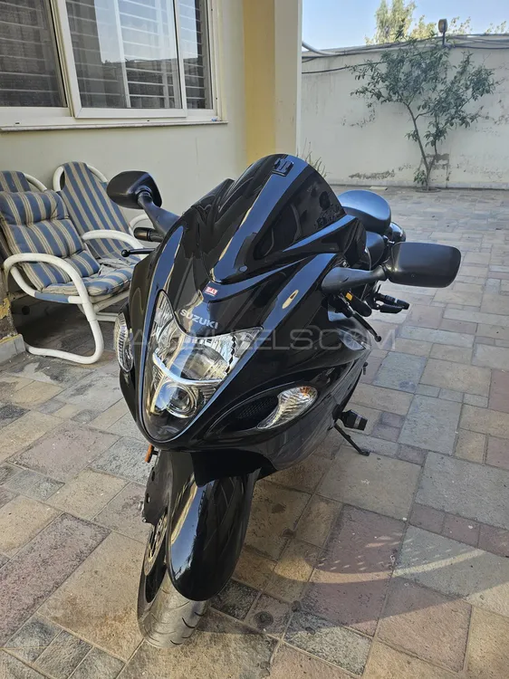 Suzuki Hayabusa 2017 for Sale Image-1