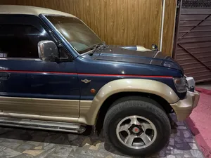 Mitsubishi Pajero Exceed Automatic 2.8D 1993 for Sale