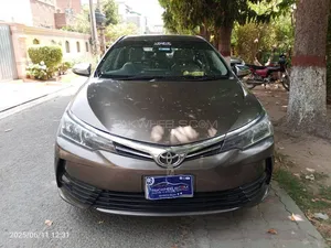Toyota Corolla Altis Grande CVT-i 1.8 2016 for Sale