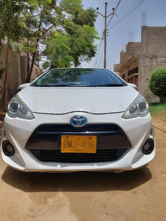 Toyota Aqua 2015 for Sale in Karachi Image-1