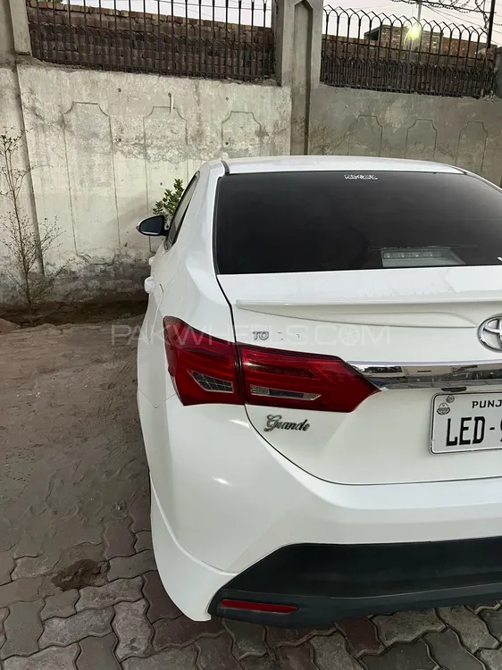 Toyota Corolla 2015 for Sale in Multan Image-1