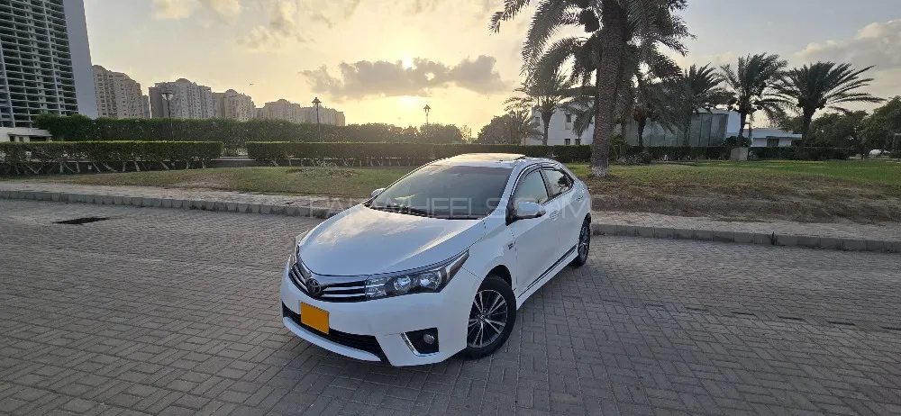 Toyota Corolla 2017 for Sale in Karachi Image-1