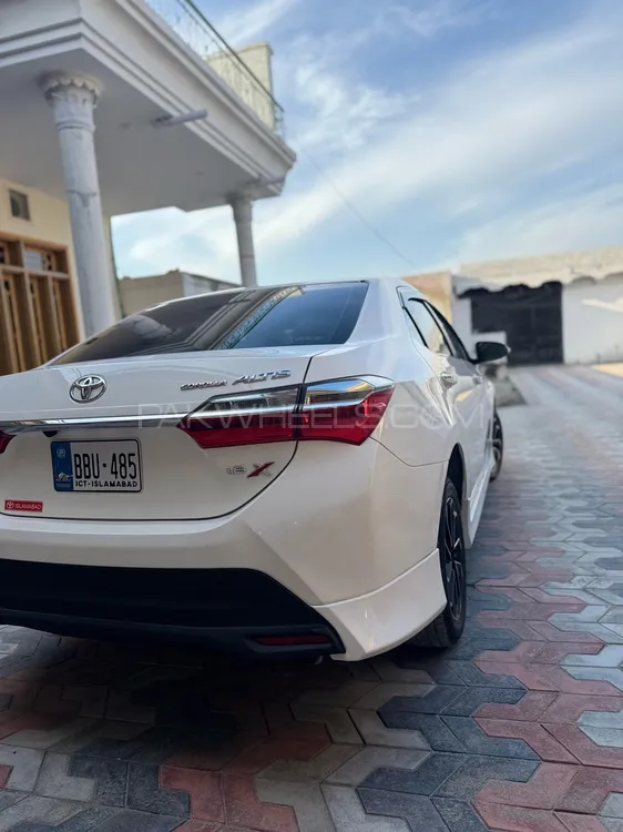 Toyota Corolla 2023 for Sale in Nowshera Image-1