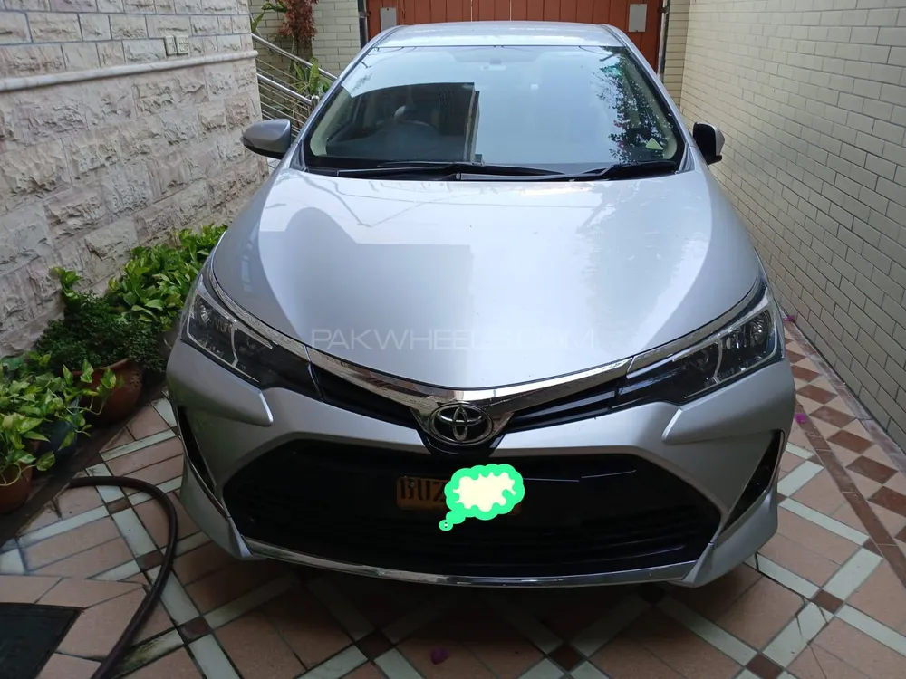 Toyota Corolla 2021 for Sale in Karachi Image-1