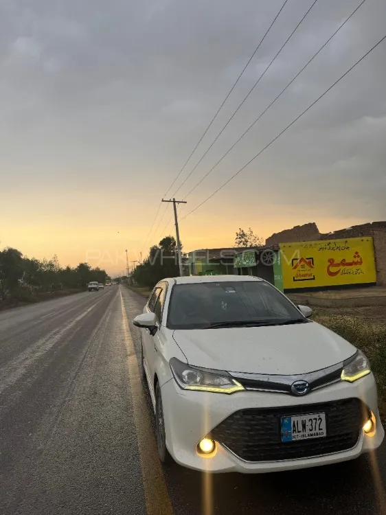 Toyota Corolla Fielder 2015 for Sale in Kohat Image-1