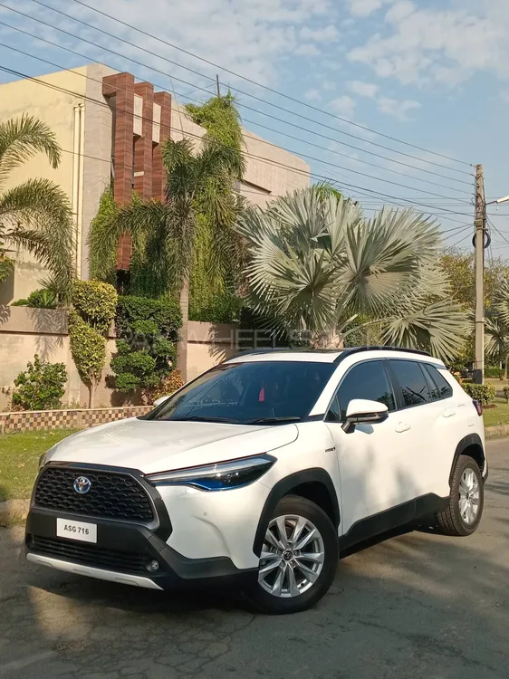 Toyota Corolla Cross 2024 for Sale in Lahore Image-1