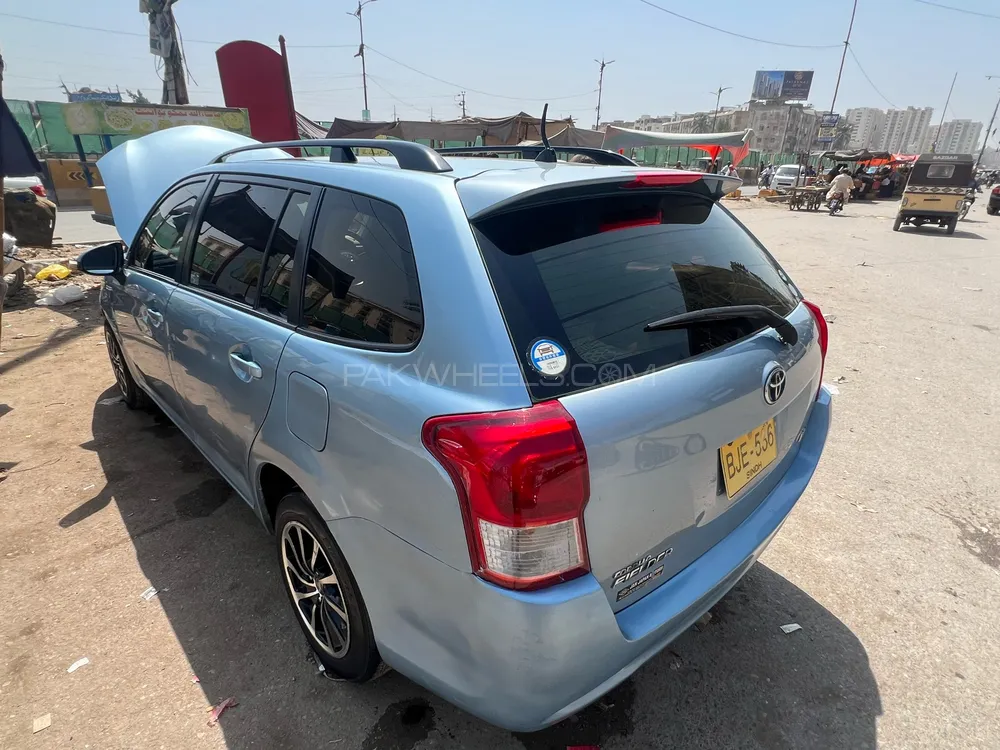 Toyota Corolla Fielder 2014 for Sale in Karachi Image-1
