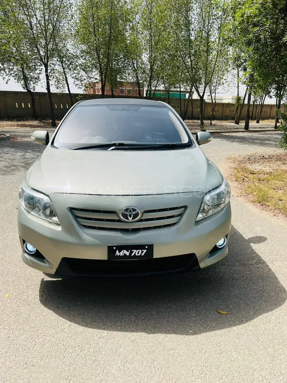 Toyota Corolla 2011 for Sale in Muzaffar Gargh Image-1