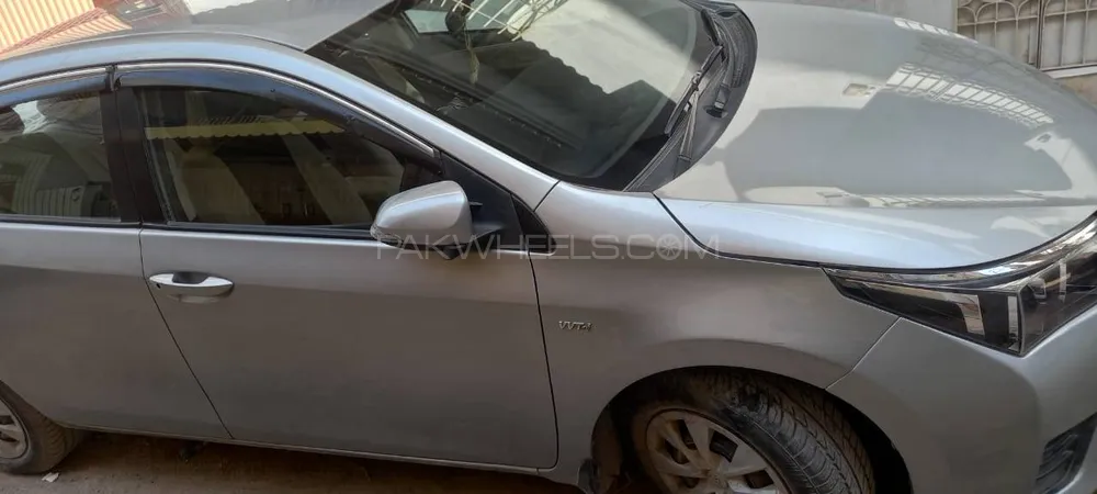 Toyota Corolla 2015 for Sale in Karachi Image-1