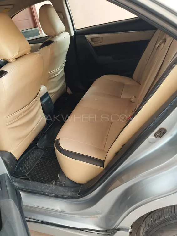 Toyota Corolla 2016 for Sale in Faisalabad Image-1