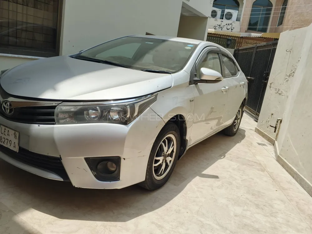 Toyota Corolla 2016 for Sale in Lahore Image-1