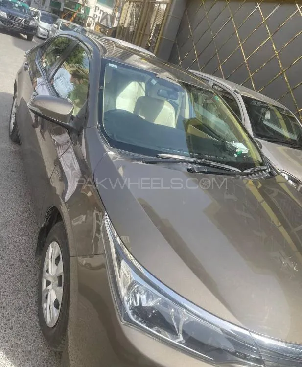 Toyota Corolla 2019 for Sale in Karachi Image-1