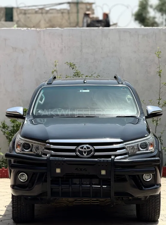 ٹویوٹا ہائیلکس 2021 for Sale in صوابی Image-1