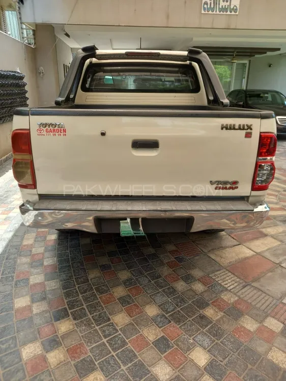 Toyota Hilux 2016 for Sale in Lahore Image-1
