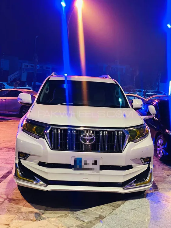 Toyota Prado 2010 for Sale in Mirpur A.K. Image-1