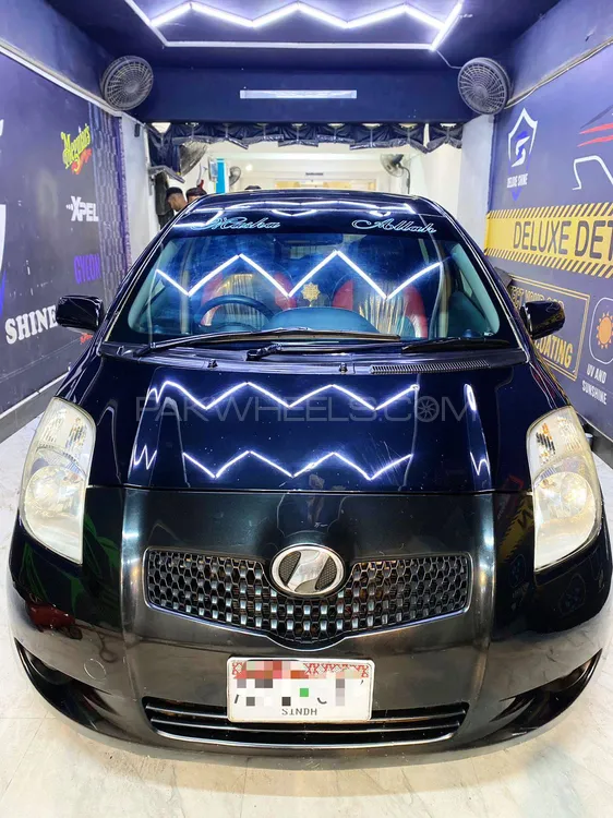 Toyota Vitz 2007 for Sale in Karachi Image-1