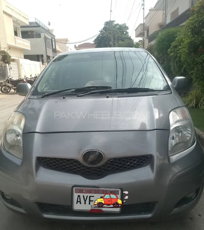Toyota Vitz 2008 for Sale in Karachi Image-1