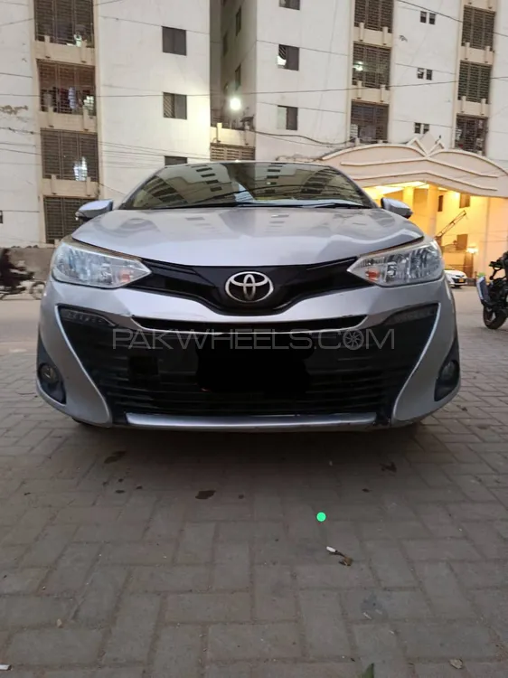 Toyota Yaris Sedan 2021 for Sale in Karachi Image-1
