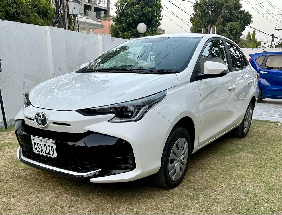 Toyota Yaris Sedan 2024 for Sale in Lahore Image-1