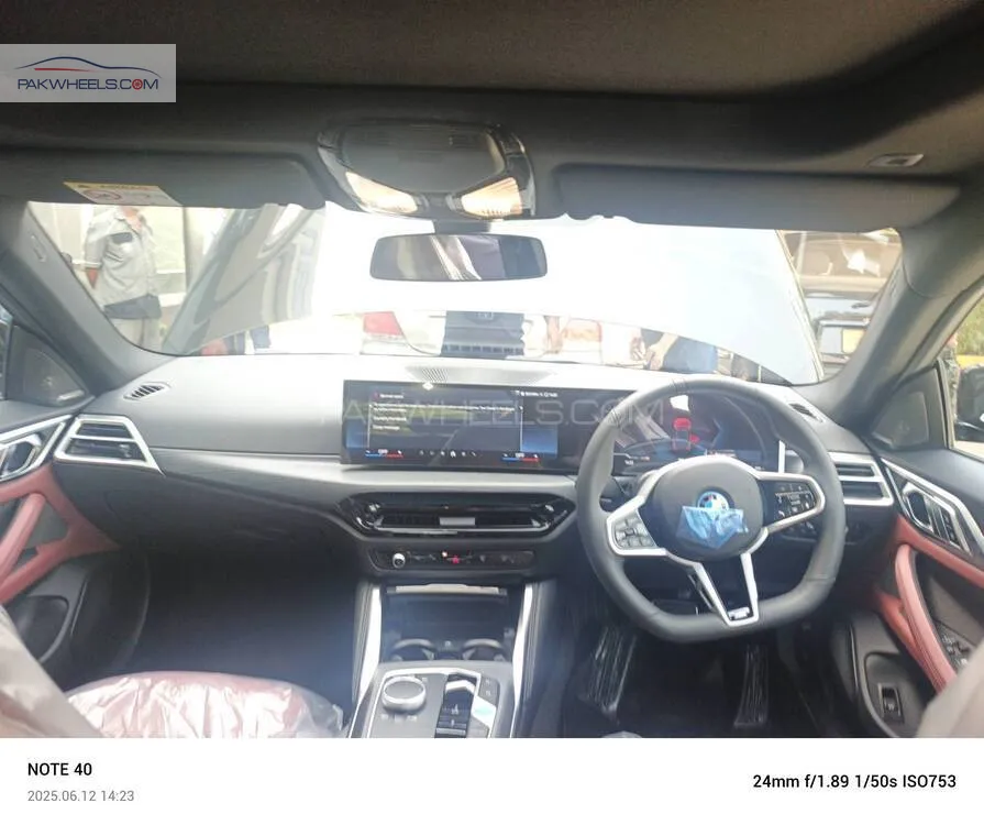 BMW i4 2025 for Sale in Faisalabad BMW i4 2025 for Sale in Faisalabad Image-10