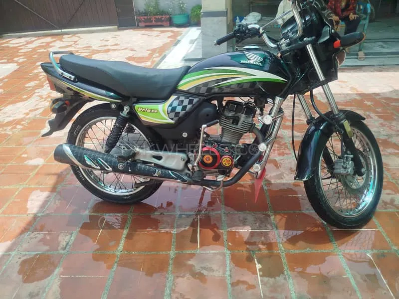 Honda CG 125 Deluxe 2015 for Sale Image-1