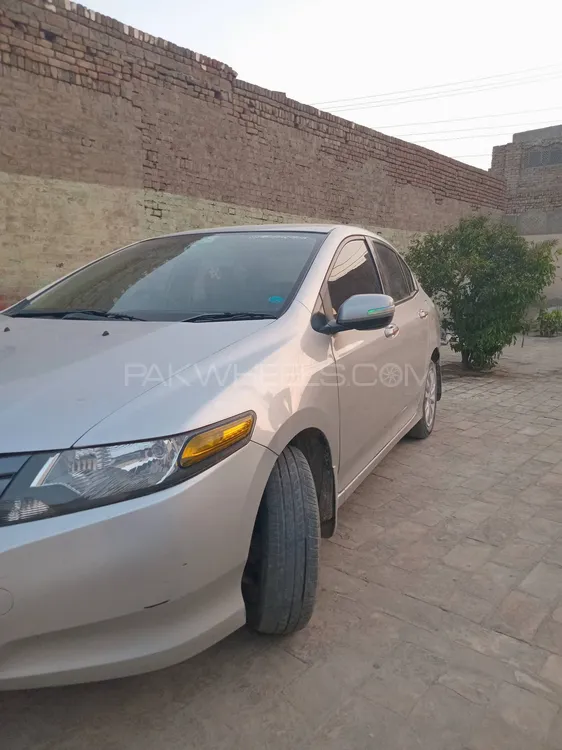 Honda City 2014 for Sale in Mian Wali Image-1