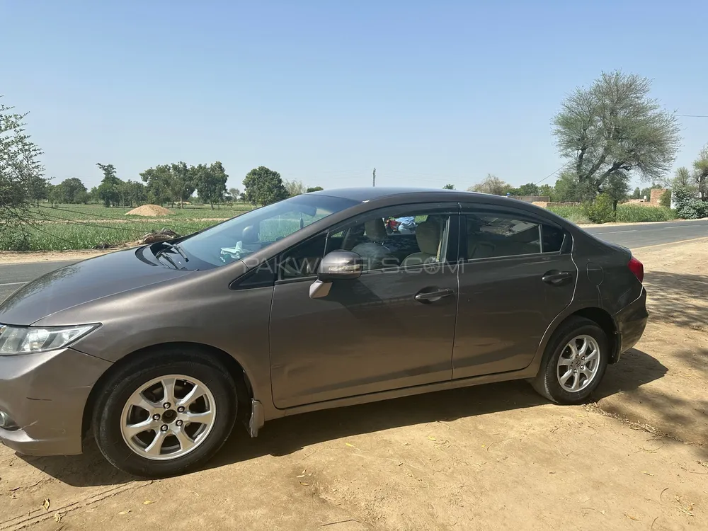 Honda Civic 2014 for Sale in Chishtian Image-1