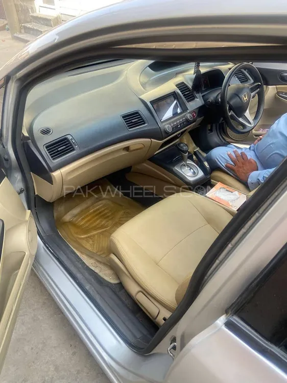 Honda Civic 2010 for Sale in Faisalabad Image-1