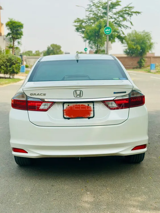 ہونڈا گریس ہائبرڈ 2017 for Sale in فیصل آباد Image-1