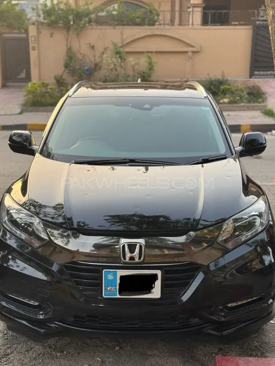 Honda Vezel 2016 for Sale in Islamabad Image-1