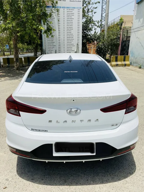 Hyundai Elantra 2024 for Sale in Lahore Image-1