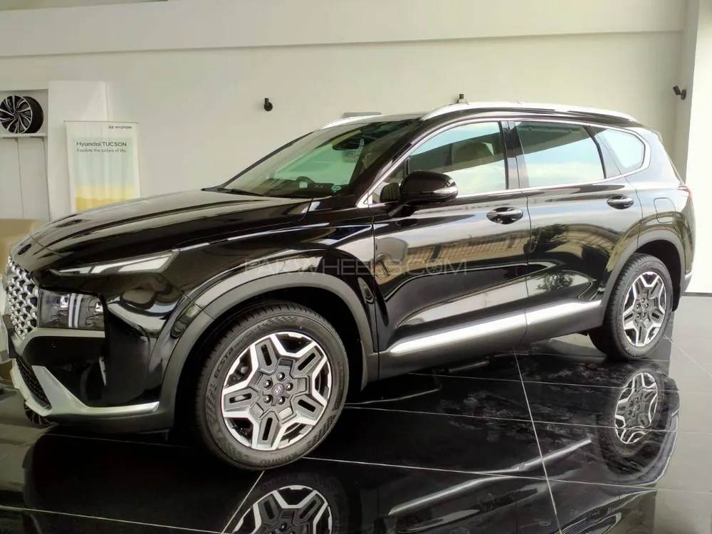 Hyundai Santa Fe 2025 for Sale in Karachi Image-1