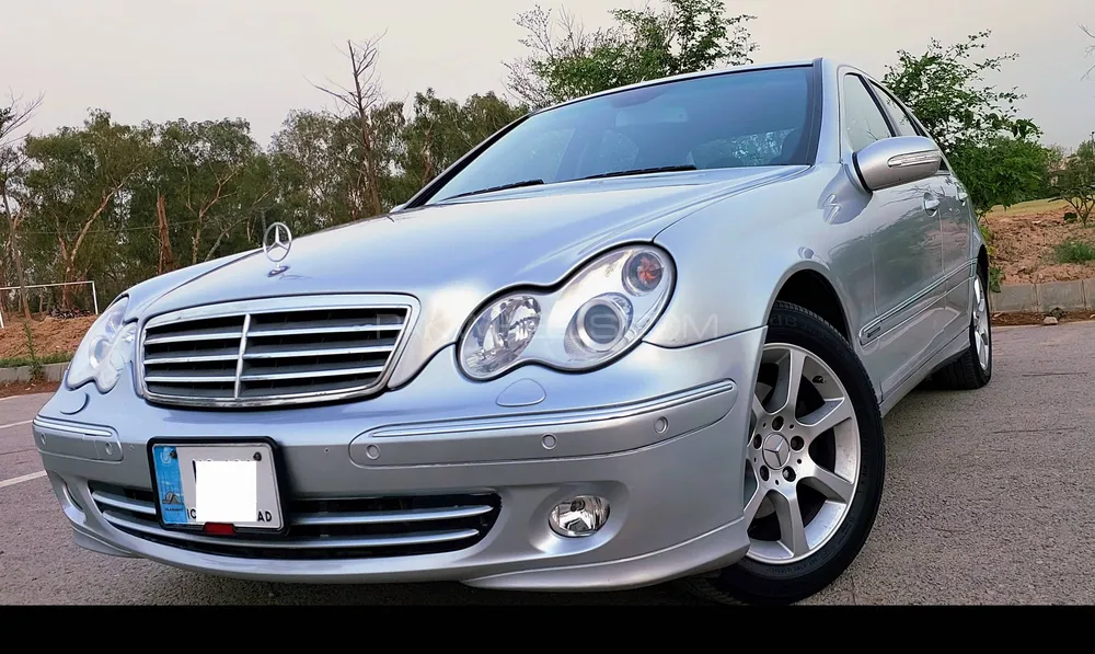 Mercedes Benz C Class 2006 for Sale in Islamabad Image-1