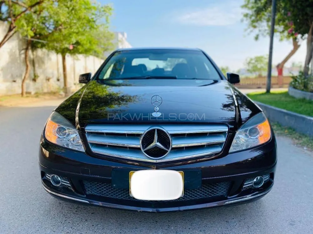 Mercedes Benz C Class 2010 for Sale in Multan Image-1