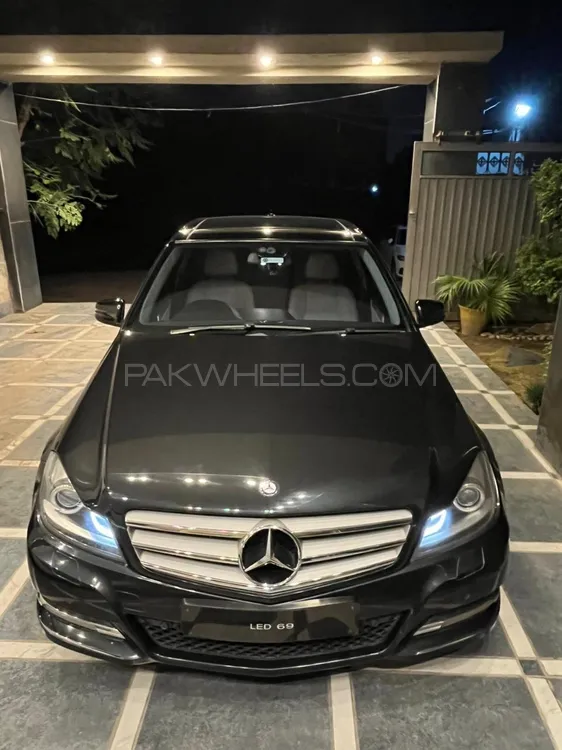 Mercedes Benz C Class 2011 for Sale in Multan Image-1